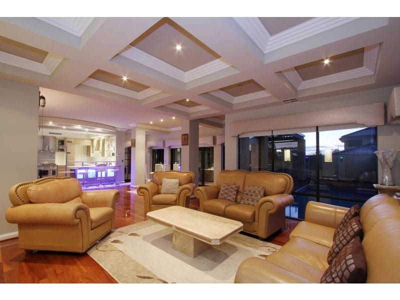 6 Aitape Vista, Dianella WA 6059