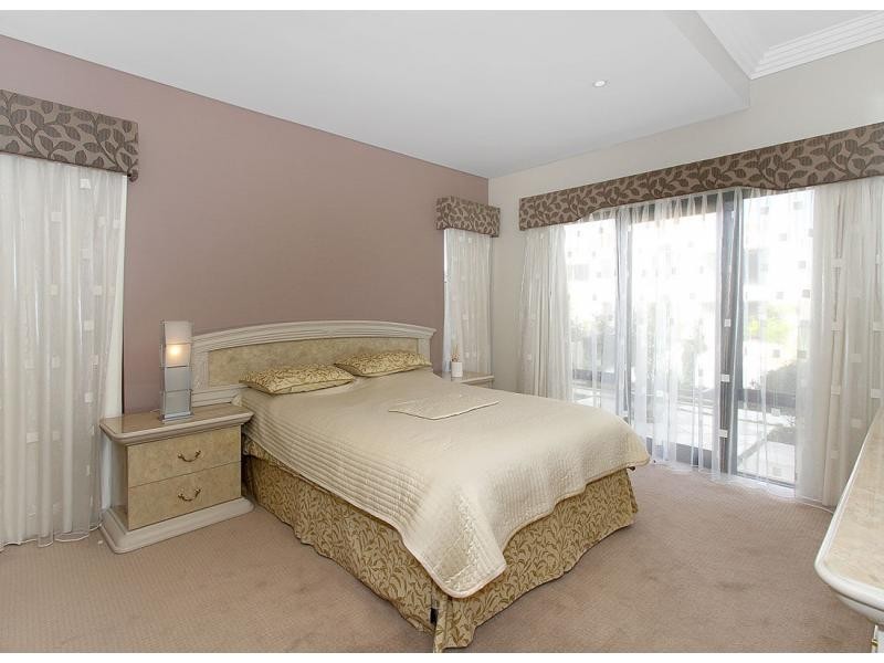 6 Aitape Vista, Dianella WA 6059