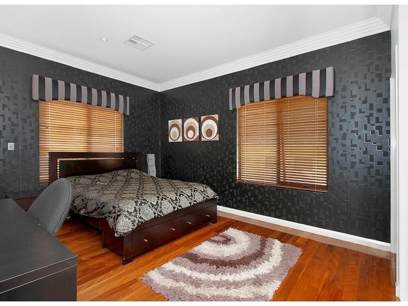 6 Aitape Vista, Dianella WA 6059