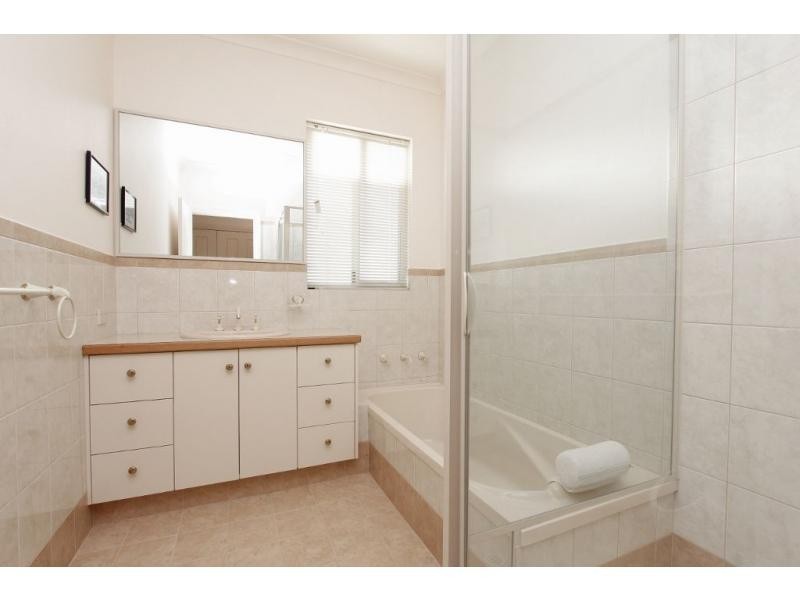 13c Muir Street, Innaloo WA 6018