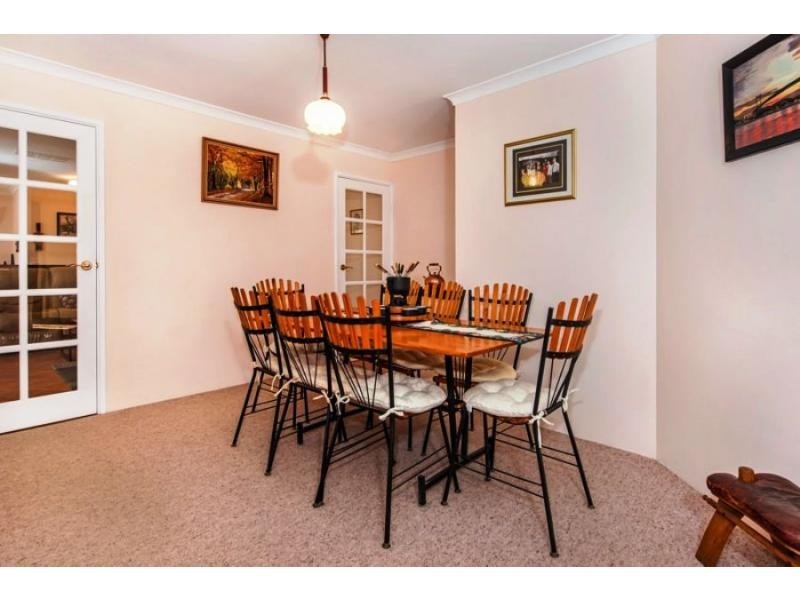 62 Lakeside Drive, Helena Valley WA 6056