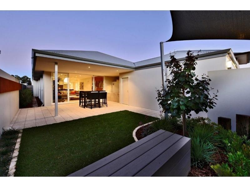 53 St Leonards Boulevard, Caversham WA 6055