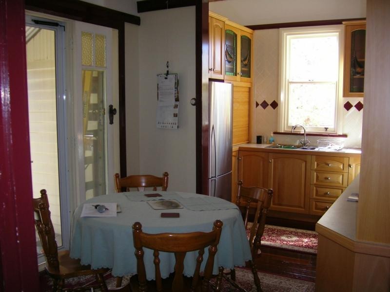 140 Queens Road, South Guildford WA 6055