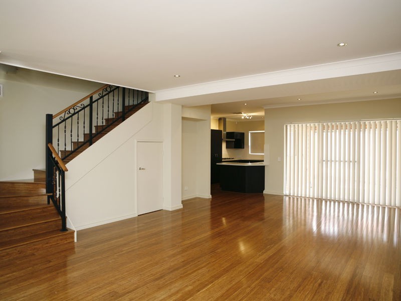 3/94 Kathleen Street, Bassendean WA 6054