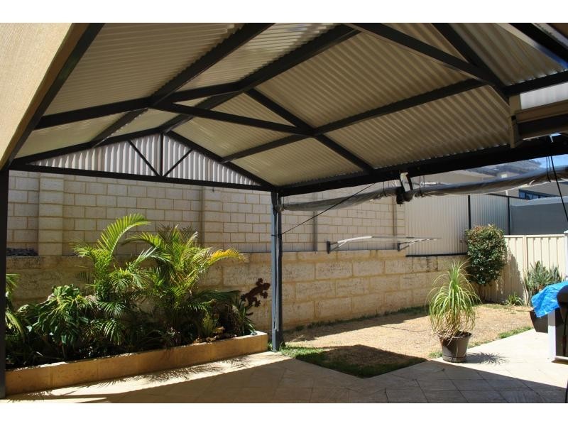 8 Mason Street, Mirrabooka WA 6061
