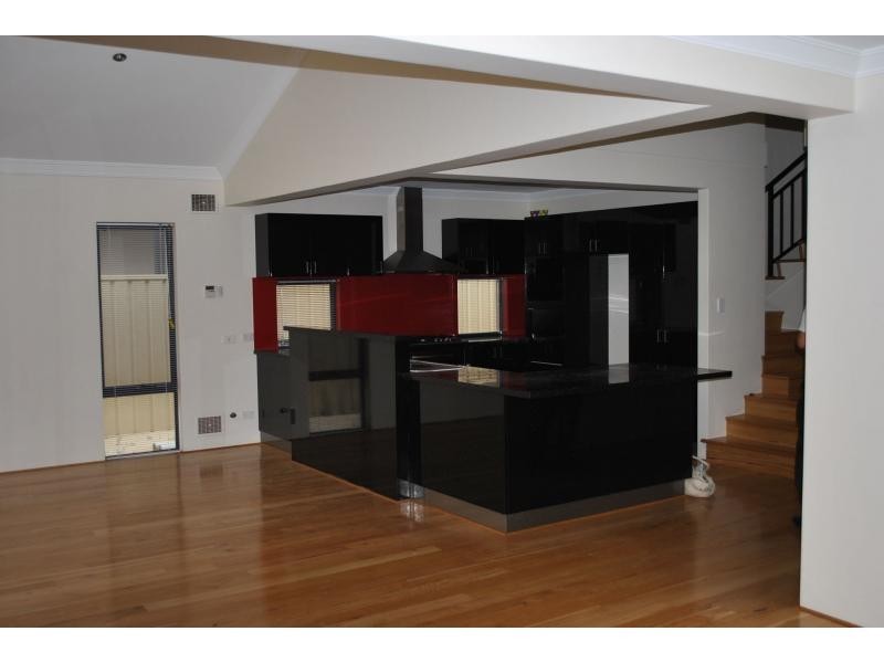 8 Mason Street, Mirrabooka WA 6061