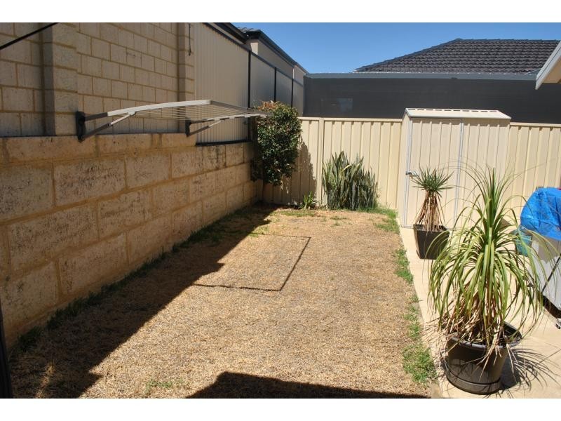 8 Mason Street, Mirrabooka WA 6061