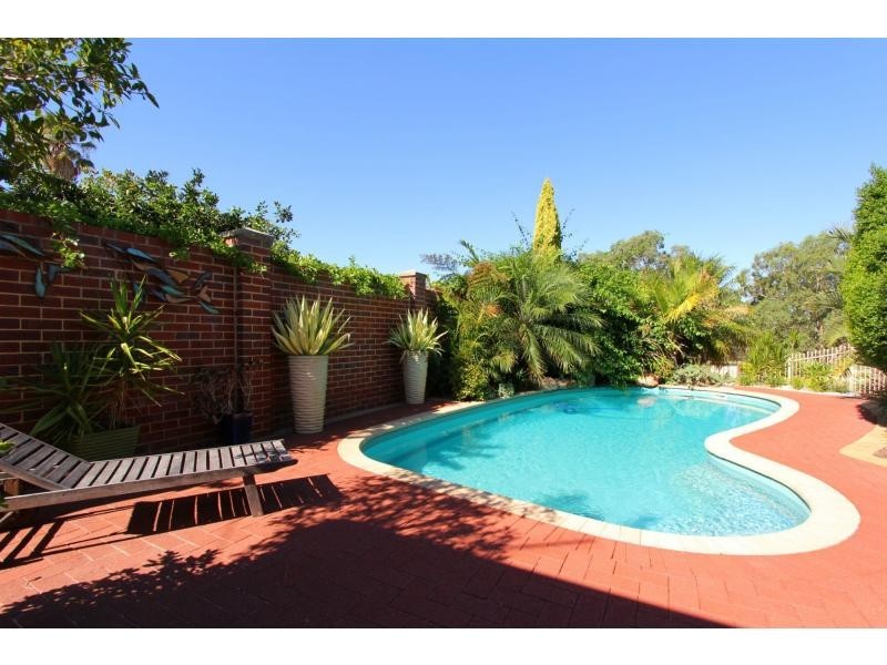 7 North Road, Bassendean WA 6054