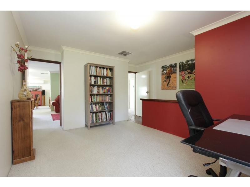 51 Addington Way, Marangaroo WA 6064