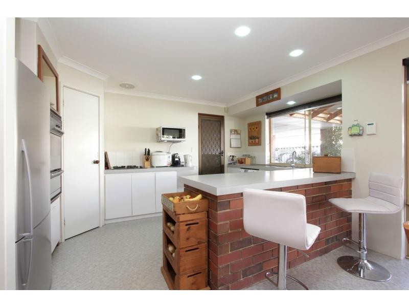 51 Addington Way, Marangaroo WA 6064