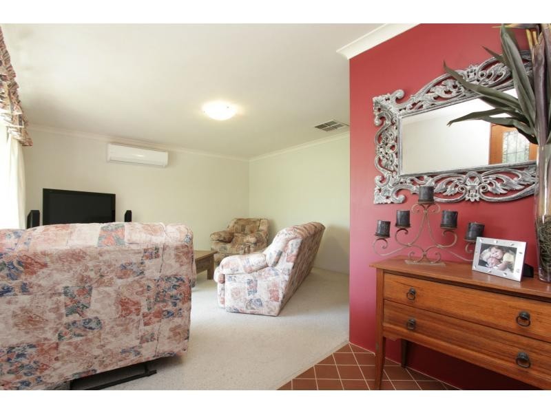 51 Addington Way, Marangaroo WA 6064