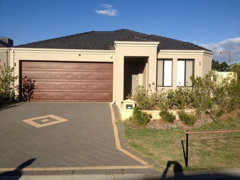 21 Waminda Way, Landsdale WA 6065