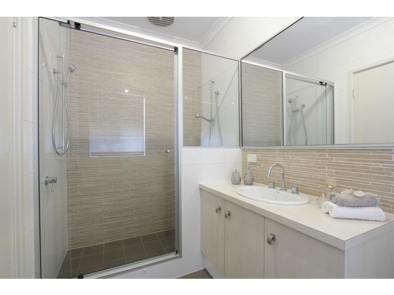 2/94 Kathleen Street, Bassendean WA 6054