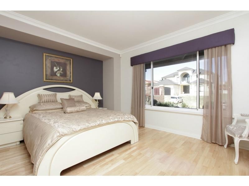 5 Buchanan Rise, Coogee WA 6166