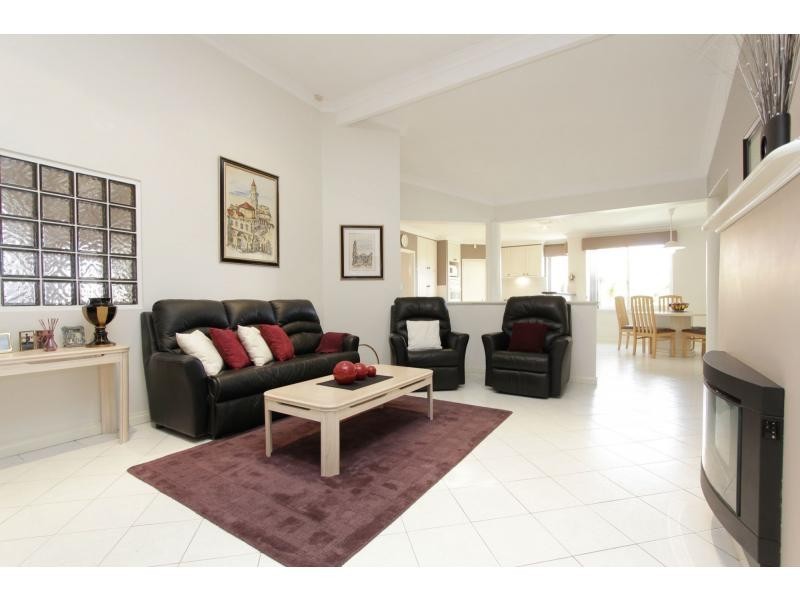 5 Buchanan Rise, Coogee WA 6166