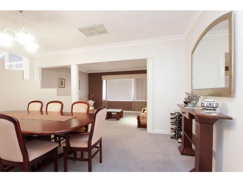 5 Buchanan Rise, Coogee WA 6166