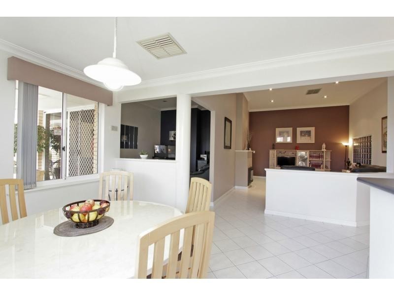 5 Buchanan Rise, Coogee WA 6166