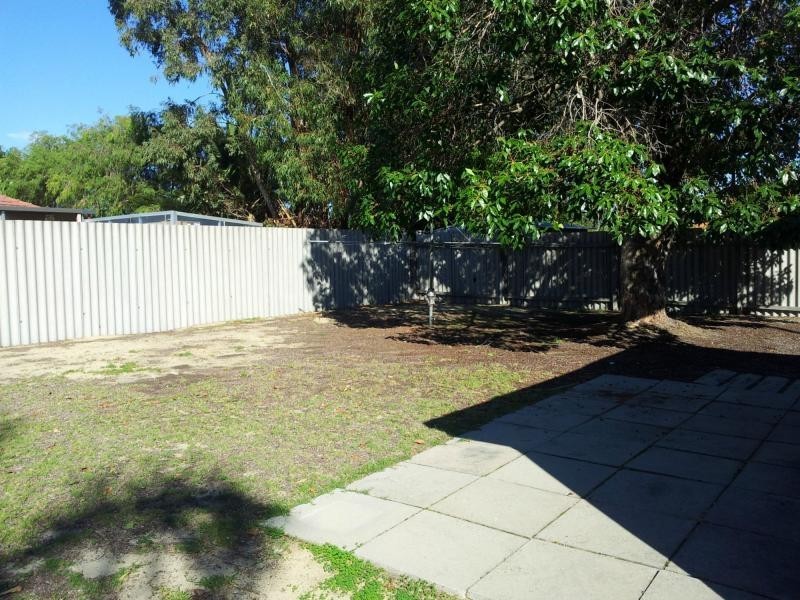 41 Connell Way, Girrawheen WA 6064