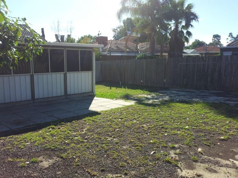 41 Connell Way, Girrawheen WA 6064