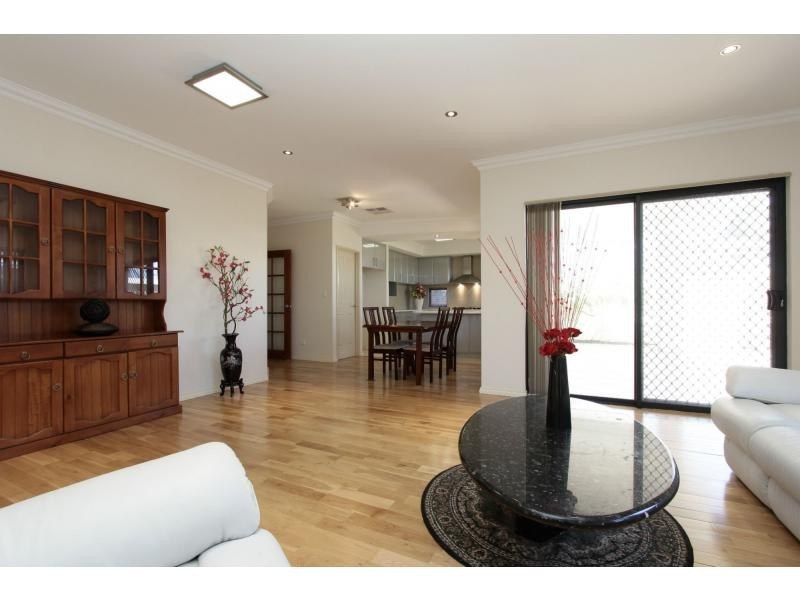 1 Cannon Street, Bayswater WA 6053
