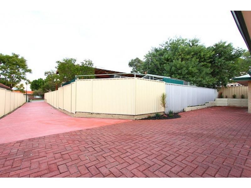 2/4 Saleham St, Lathlain WA 6100