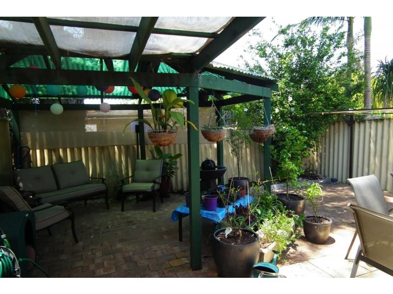 3/2 Susan Street, Maylands WA 6051