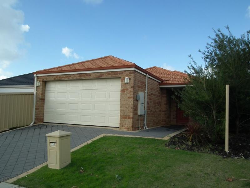 26B Sacramento Parade, Hocking WA 6065