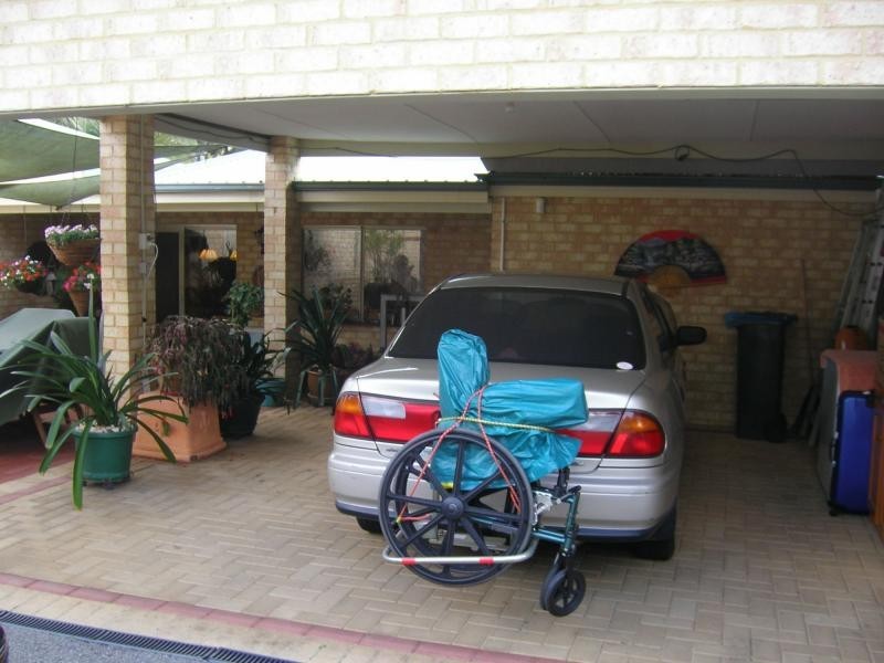 2/40 Stoneville Road, Mundaring WA 6073