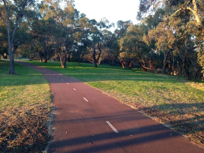 56 Wyatt Road, Bayswater WA 6053