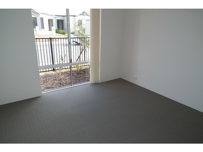 8 Ardara Bend, Butler WA 6036