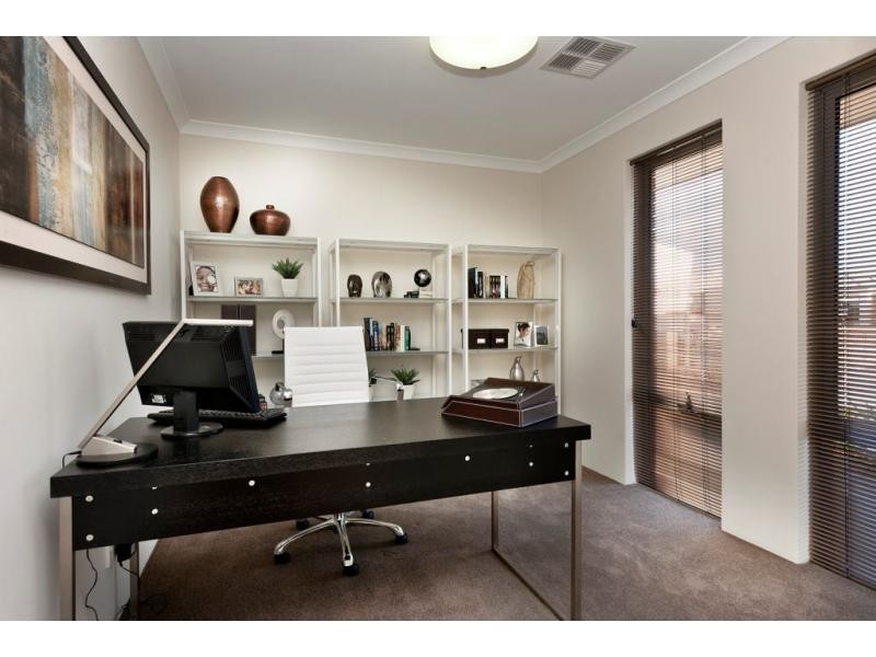 8 Altea Court, Alkimos WA 6038