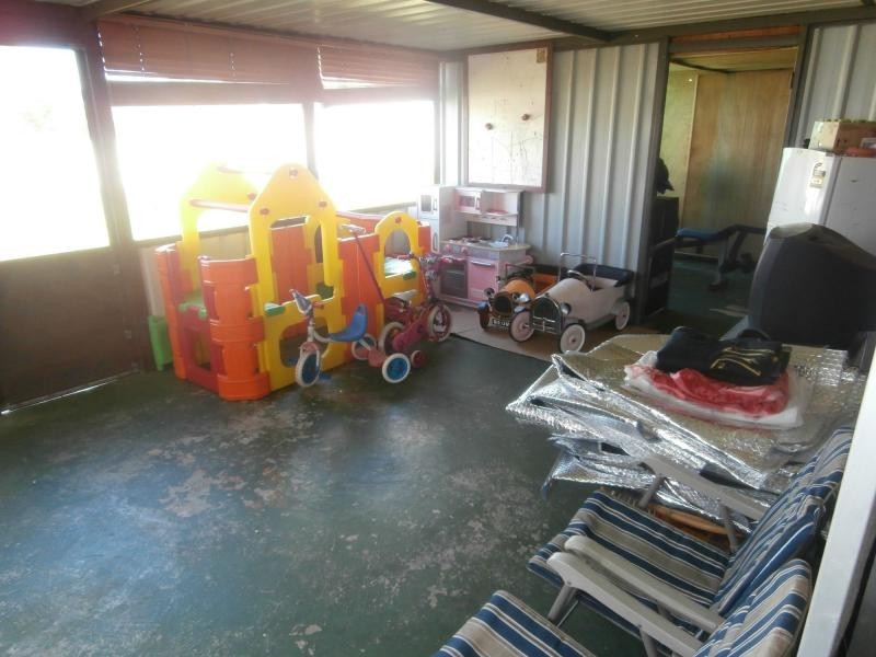 23 Foxglove Gardens, Mirrabooka WA 6061