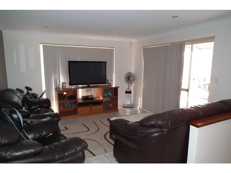 5 Nevis Court, Caversham WA 6055