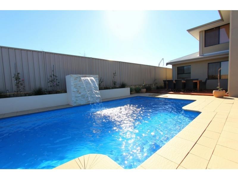 14 Seascape View, Yangebup WA 6164