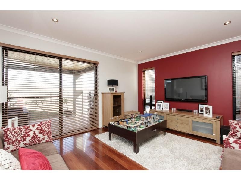 14 Seascape View, Yangebup WA 6164