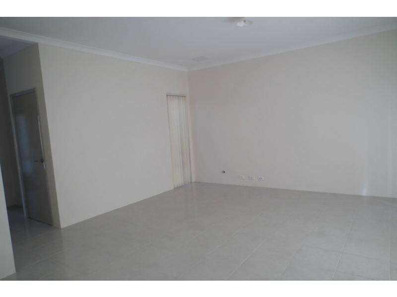 8 Ardara Bend, Butler WA 6036