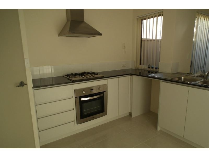 8 Ardara Bend, Butler WA 6036