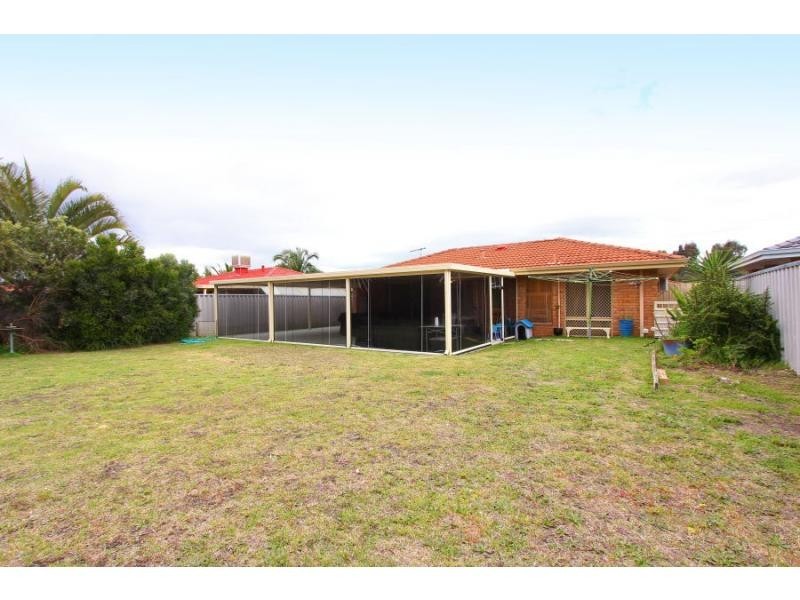 15 Everlasting Gardens, Mirrabooka WA 6061