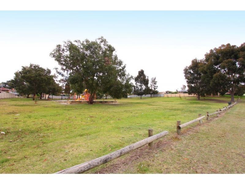 15 Everlasting Gardens, Mirrabooka WA 6061