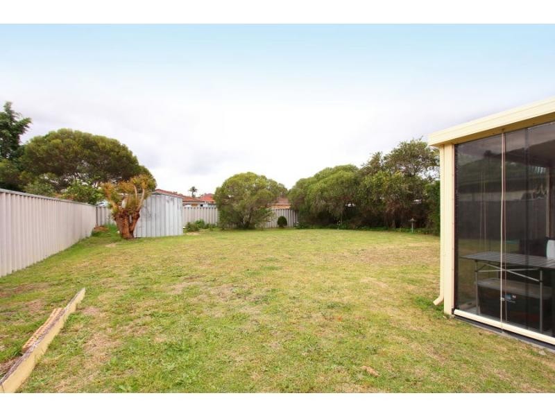 15 Everlasting Gardens, Mirrabooka WA 6061