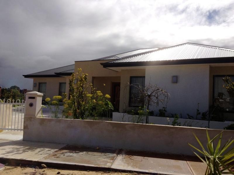 20 Carnelian Parkway, Caversham WA 6055