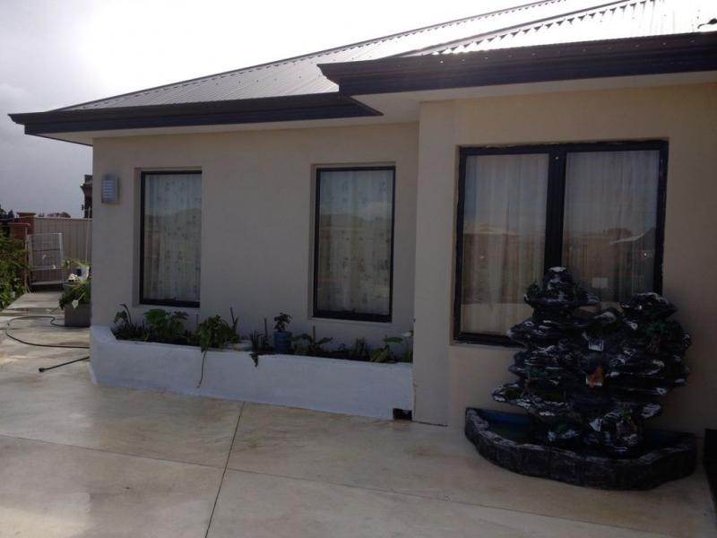 20 Carnelian Parkway, Caversham WA 6055