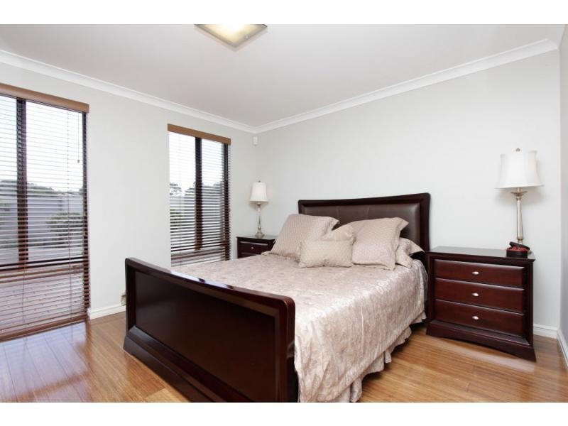 1 Leschenault Boulevard, Munster WA 6166