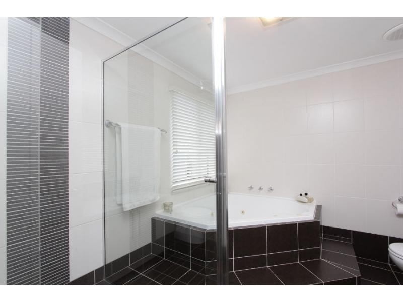 1 Leschenault Boulevard, Munster WA 6166