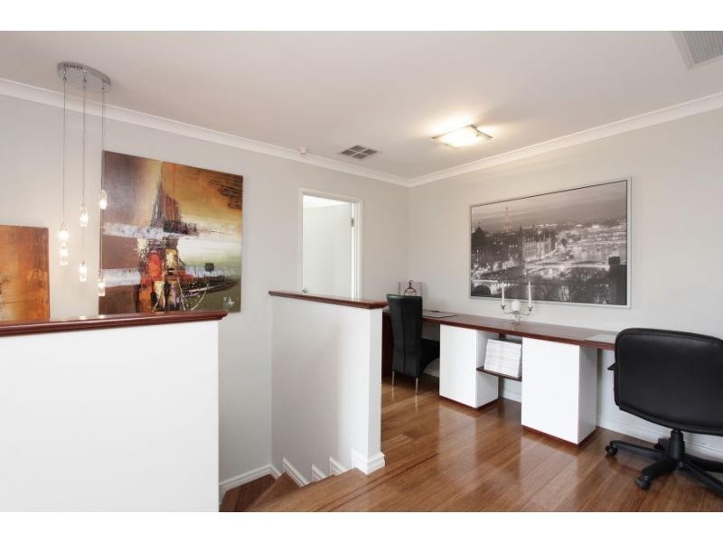 1 Leschenault Boulevard, Munster WA 6166