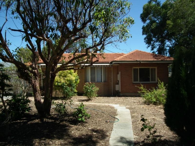 2 Wyndham Way, Yokine WA 6060