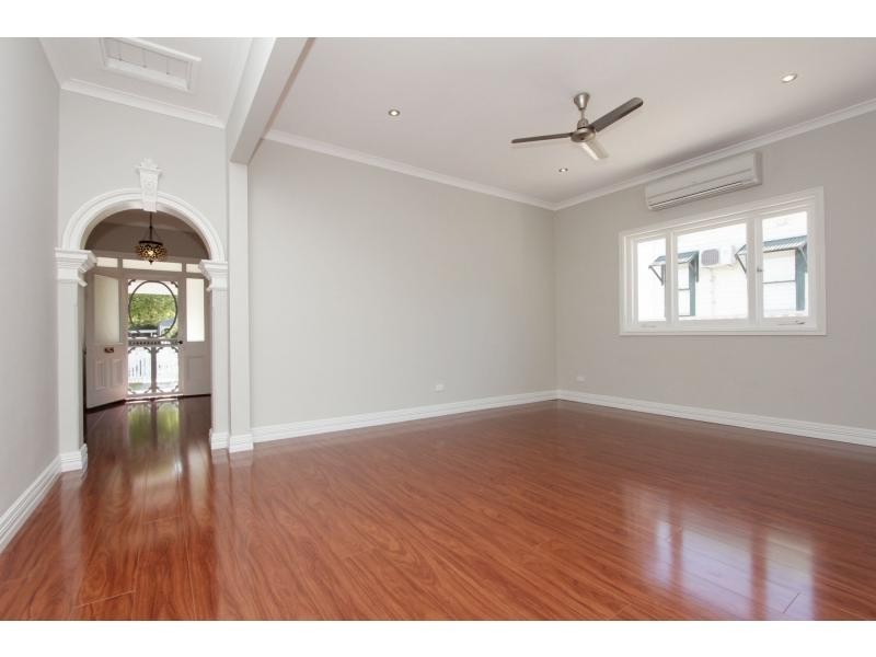 10 Chatham Road, Woodbridge WA 6056