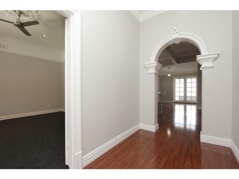 10 Chatham Road, Woodbridge WA 6056