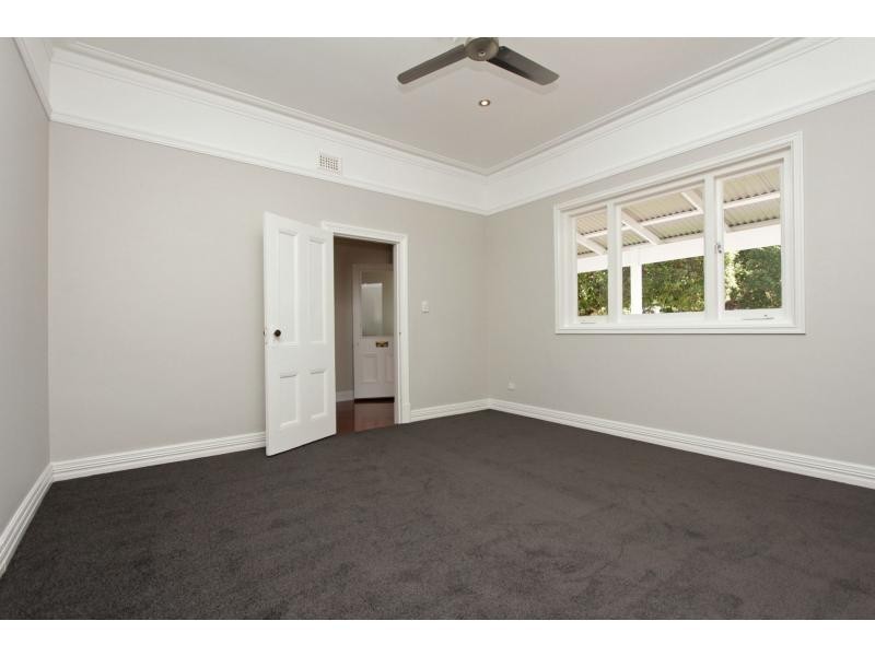 10 Chatham Road, Woodbridge WA 6056