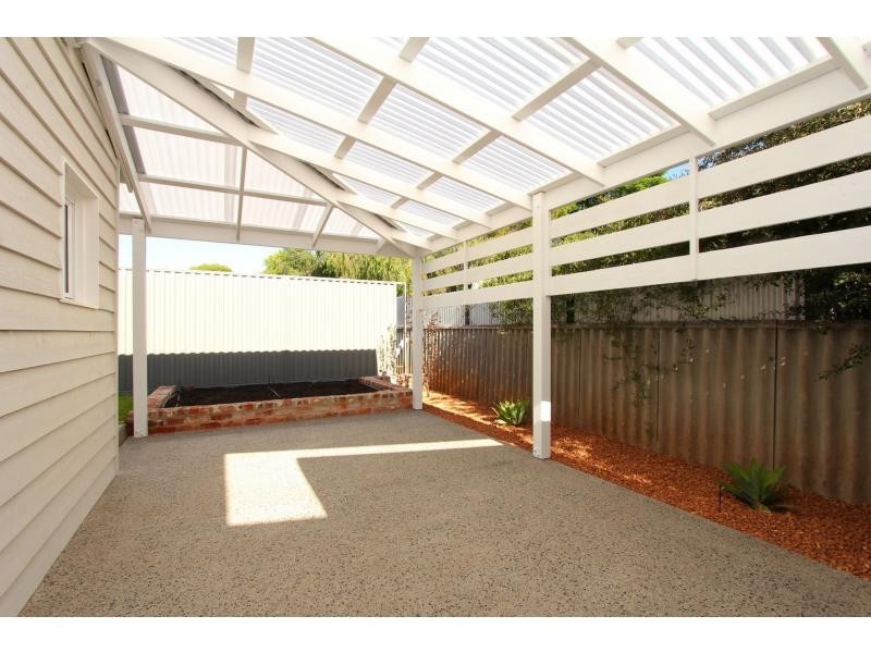 10 Chatham Road, Woodbridge WA 6056